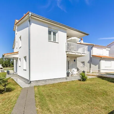 Fuer 4 Personen Ca 90 Qm In Fazana, Istrien Istrische Riviera Valbandon